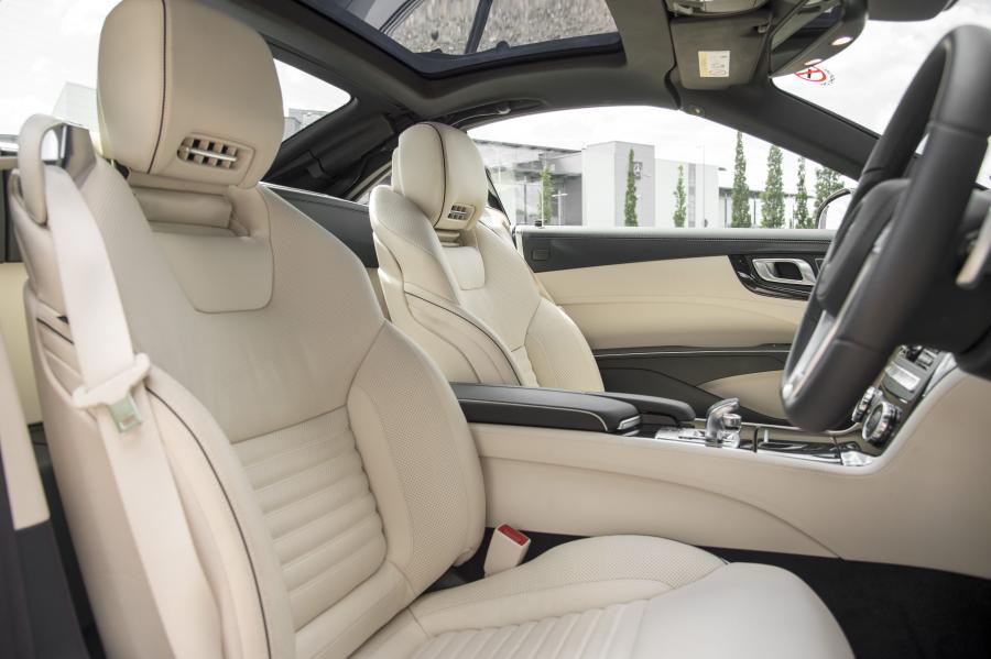  Mercedes-Benz SL400 2014 года  (UK) (фото 31 из 31)